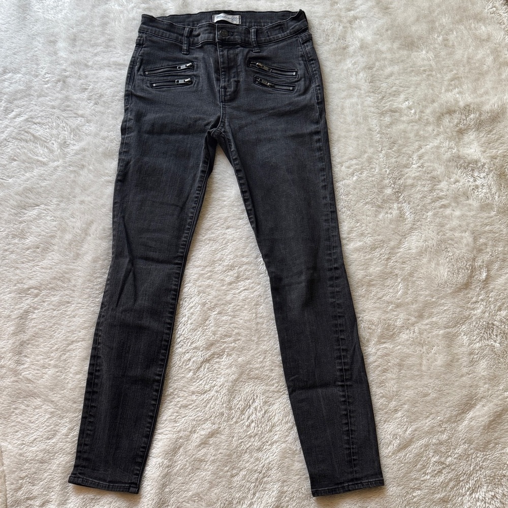 Chic Black Skinny Jeans for Women